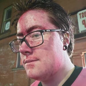 Meet your Posher, Axel